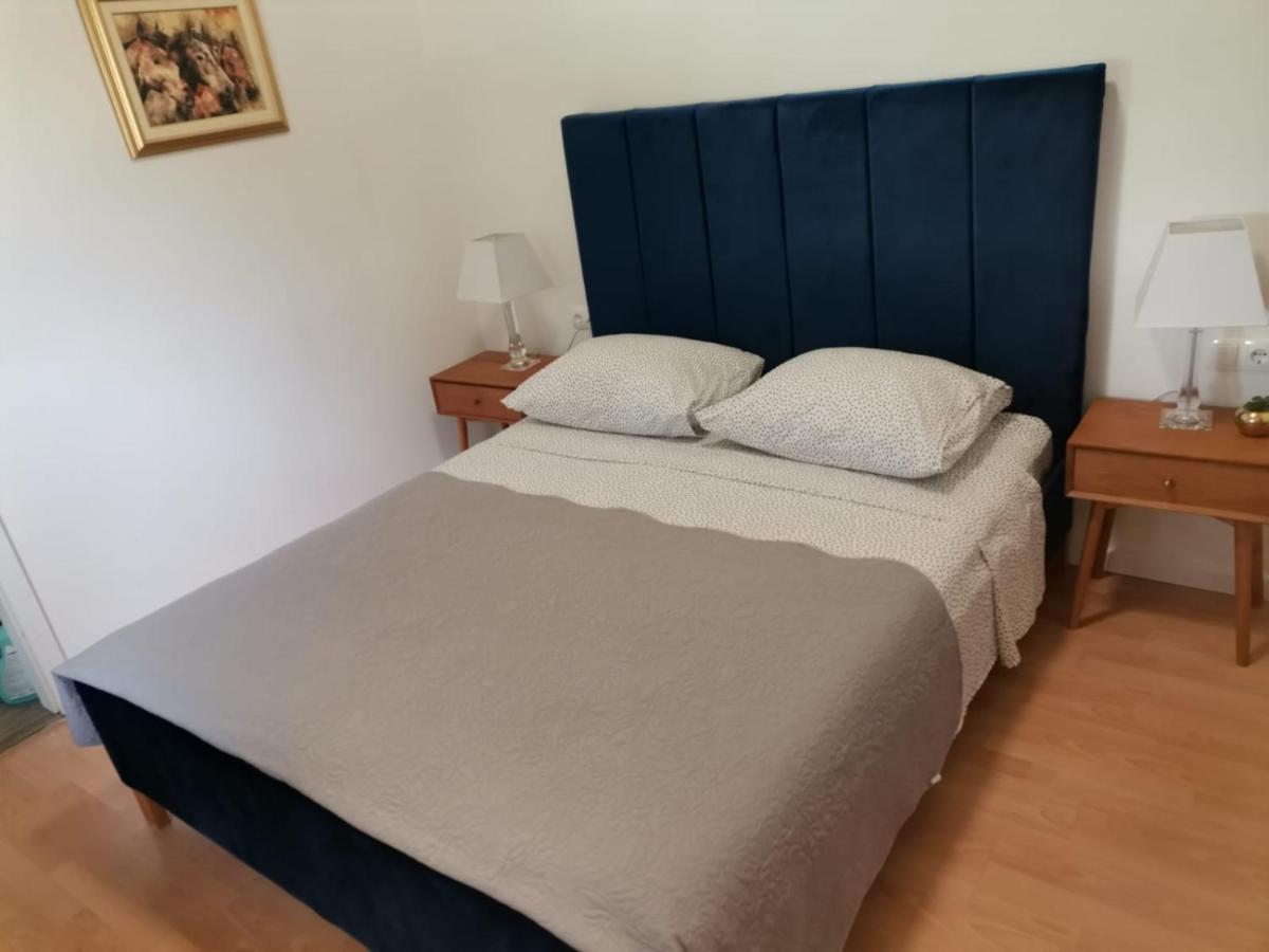 Seaview Holiday Apartments, Ventura Нін Екстер'єр фото