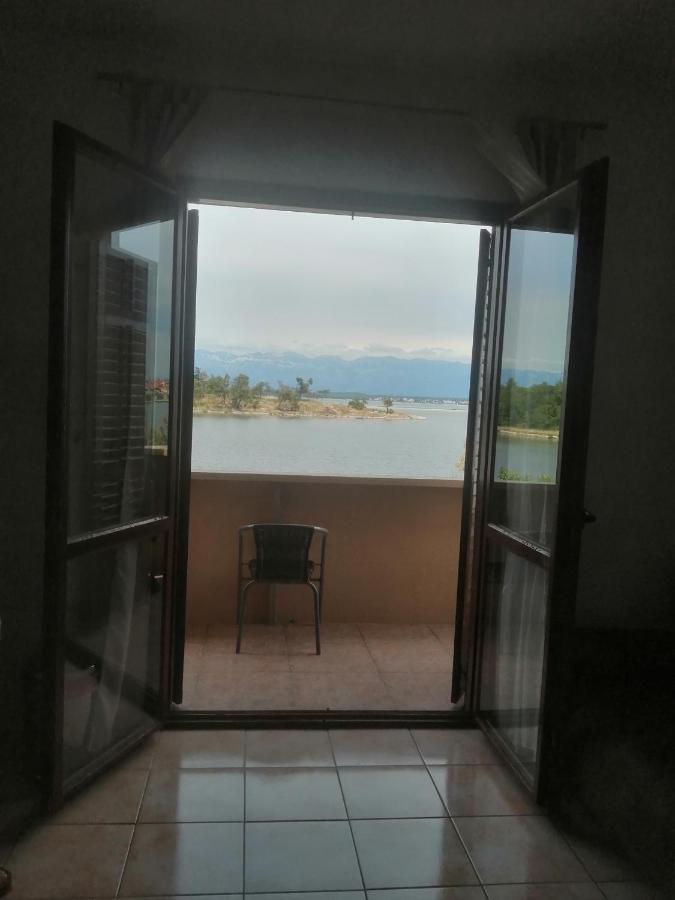 Seaview Holiday Apartments, Ventura Нін Екстер'єр фото