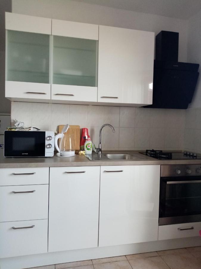 Seaview Holiday Apartments, Ventura Нін Екстер'єр фото