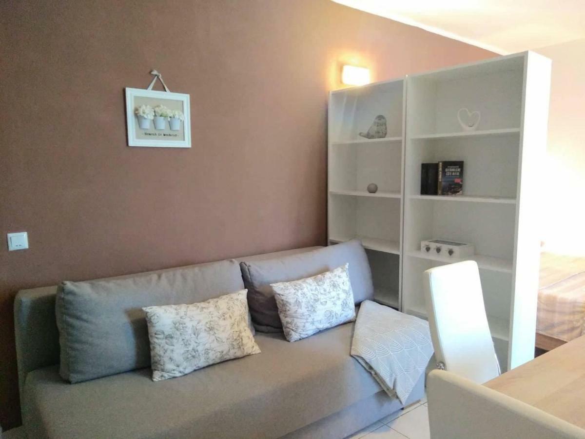 Seaview Holiday Apartments, Ventura Нін Екстер'єр фото